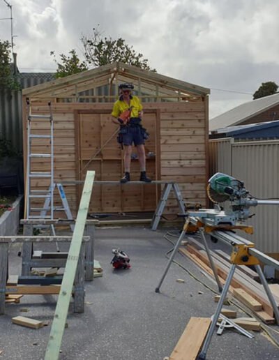 Timber privacy screen providing outdoor privacy